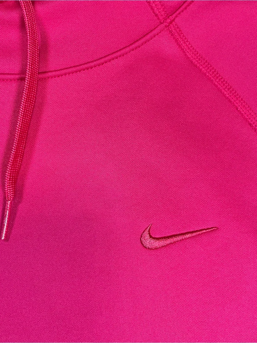 Nike Therma-FIT Hot Pink Fleece Hoodie | Medium | Cozy Athleisure Pullover